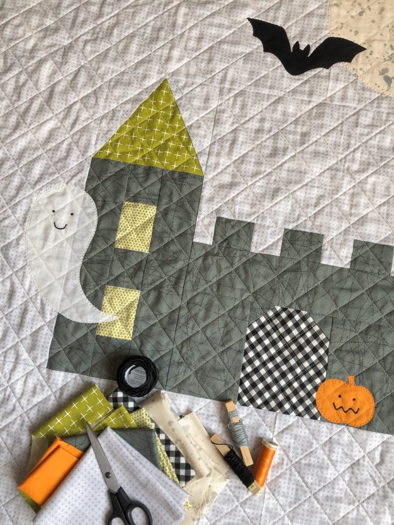 Apples & Beavers, Jumbo castle quilt tutorial - Pumpkin detail and fabric scraps